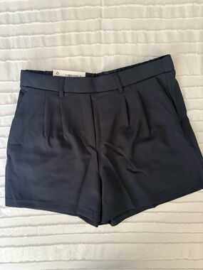 Women's Tailored Navy Blue Pleated Shorts